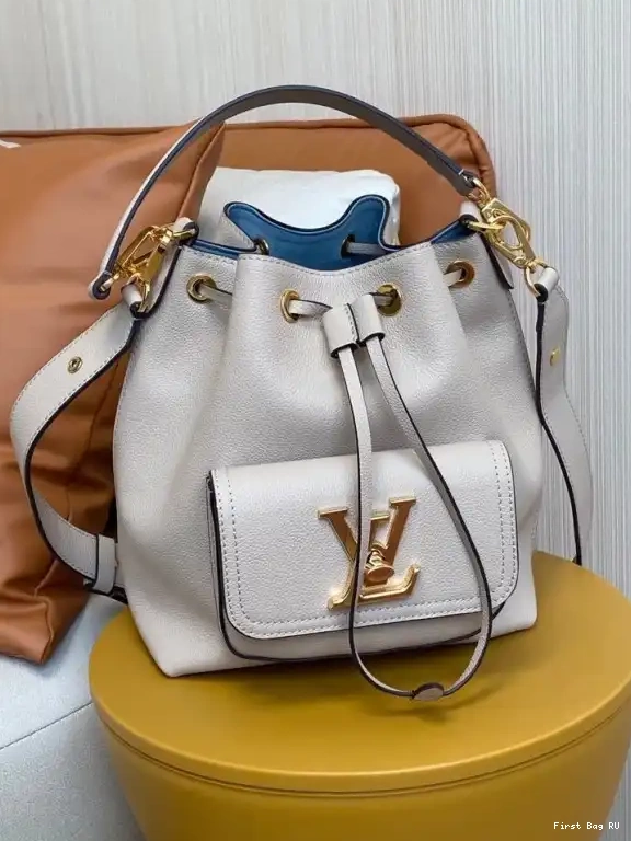 Firstbag LOUIS BUCKET VUITTON LOCKME 0531